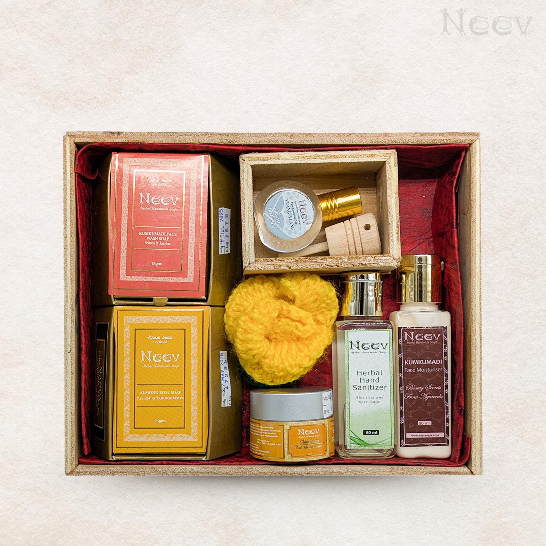HYUK'S BEST SKINCARE BOX 2個セット NEEV AYURVEDIC SKINCARE GIFT BOX FOR WOMEN – Neev Herbal Handmade